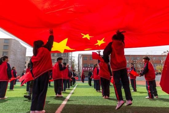 关羽周瑜死时都是将星陨落,为何甘宁死时,却出现了许多乌鸦